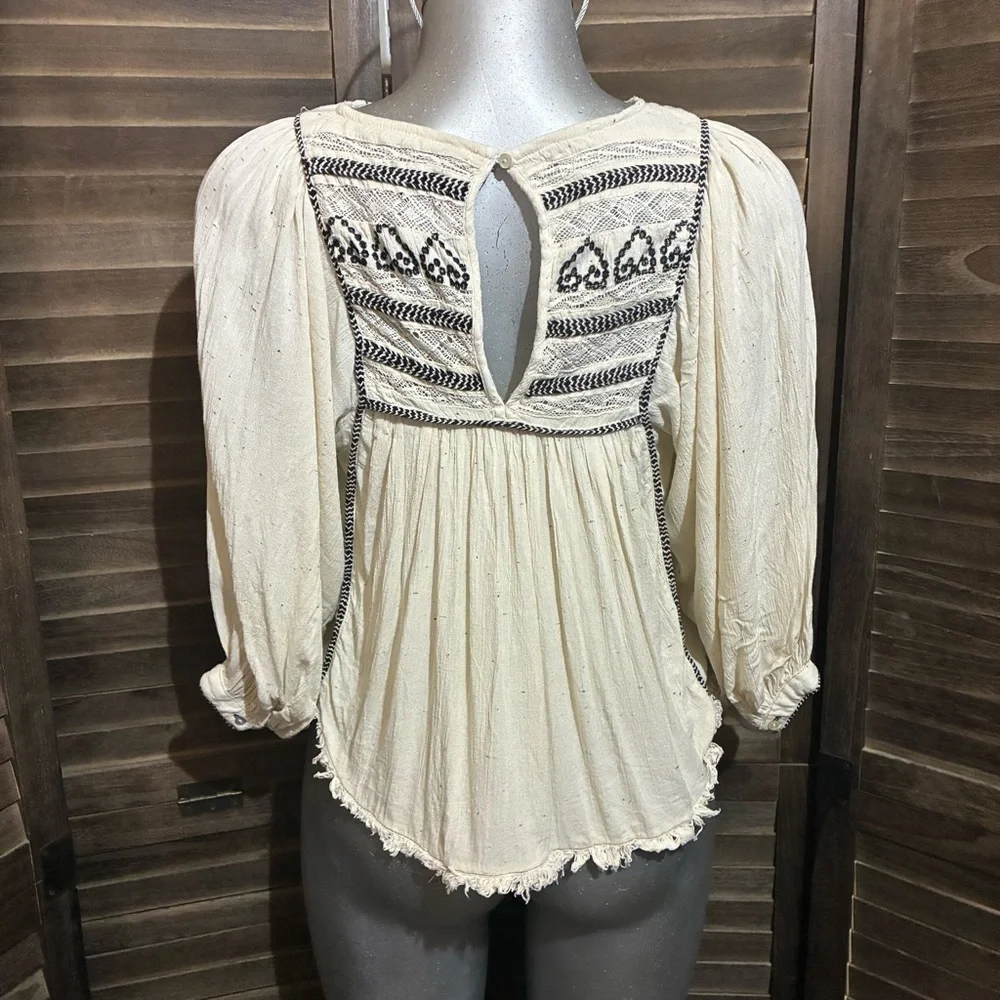 Free People Cyprus Avenue Peasant Blouse Embroidered Puff Sleeve Edwardian Small - Picture 5 of 11